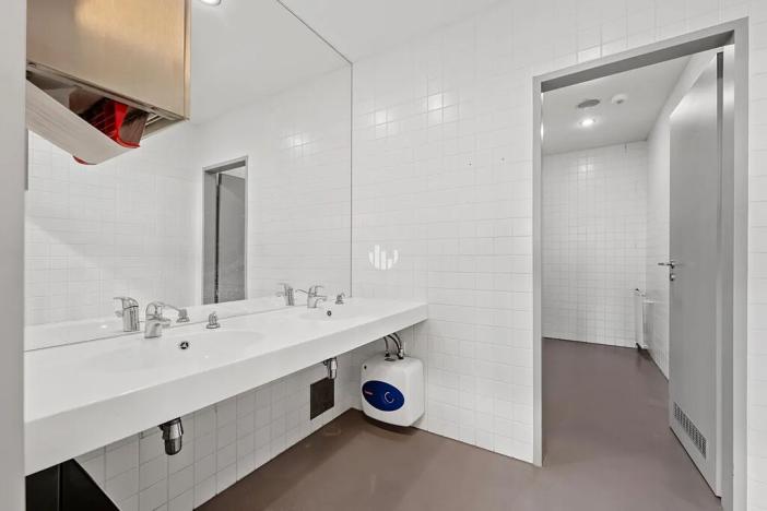 Pronájem kanceláře, Praha - Smíchov, Karla Engliše, 300 m2