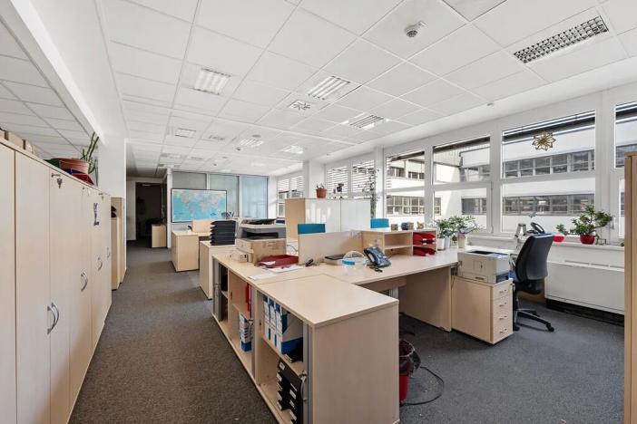 Pronájem kanceláře, Praha - Smíchov, Karla Engliše, 600 m2