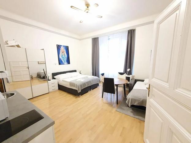 Pronájem bytu 1+kk, Praha, Příčná, 30 m2