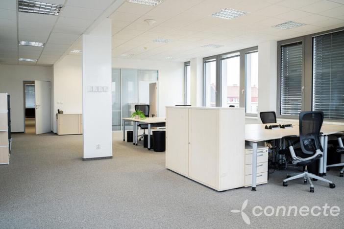 Pronájem kanceláře, Praha - Karlín, Rohanské nábřeží, 159 m2