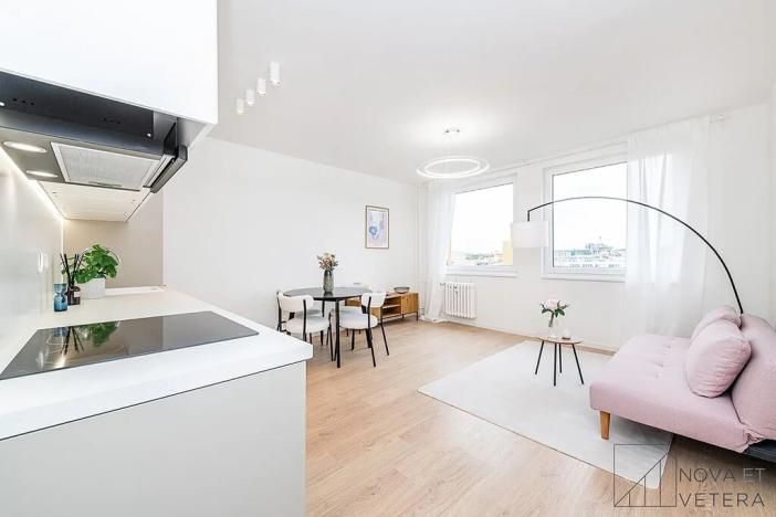 Pronájem bytu 2+kk, Praha - Žižkov, Květinková, 50 m2