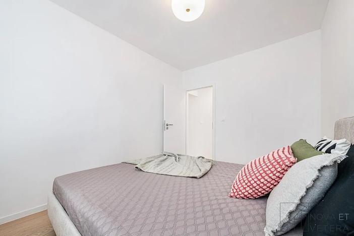 Prodej bytu 2+kk, Praha - Kobylisy, Třeboradická, 48 m2