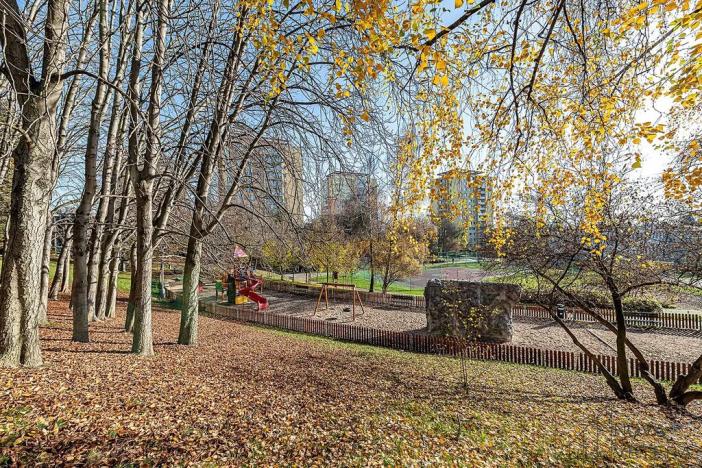 Prodej bytu 2+kk, Praha - Kobylisy, Třeboradická, 48 m2