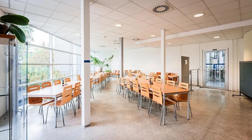 Pronájem kanceláře, Praha - Strašnice, Třebohostická, 122 m2