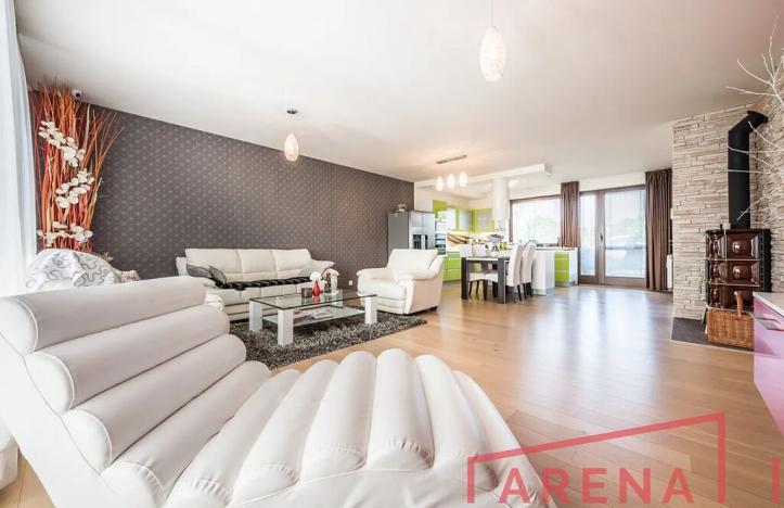 Prodej rodinného domu, Šlapanice, Za Humny, 250 m2