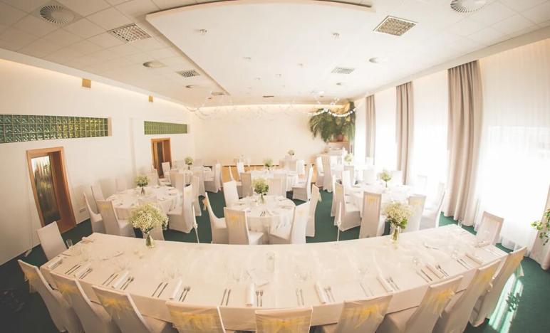 Prodej restaurace, Jablunkov, 752 m2