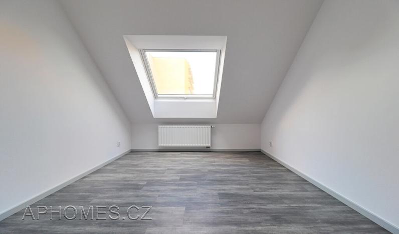 Pronájem bytu 3+kk, Praha - Libeň, Sokolovská, 61 m2