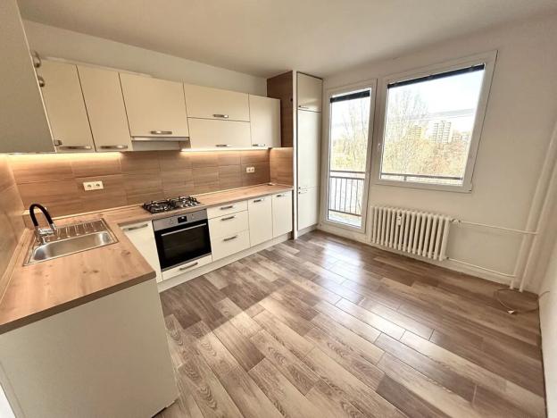 Pronájem bytu 3+1, Pardubice, 72 m2