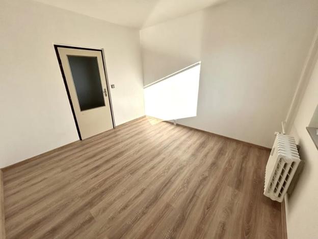 Pronájem bytu 3+1, Pardubice, 72 m2