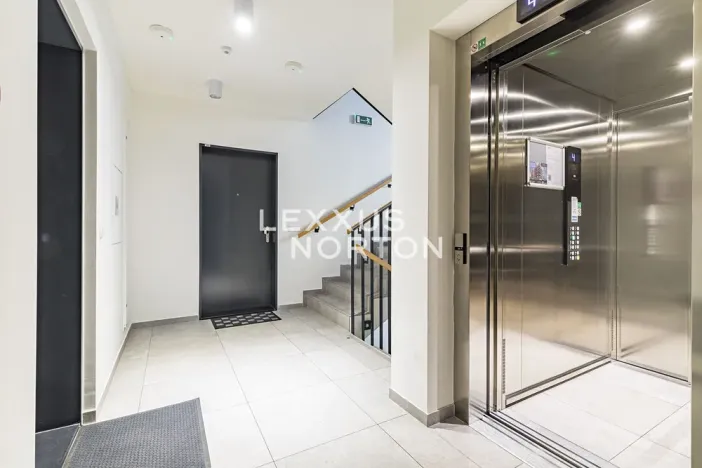 Prodej bytu 1+kk, Praha - Žižkov, Krásova, 36 m2