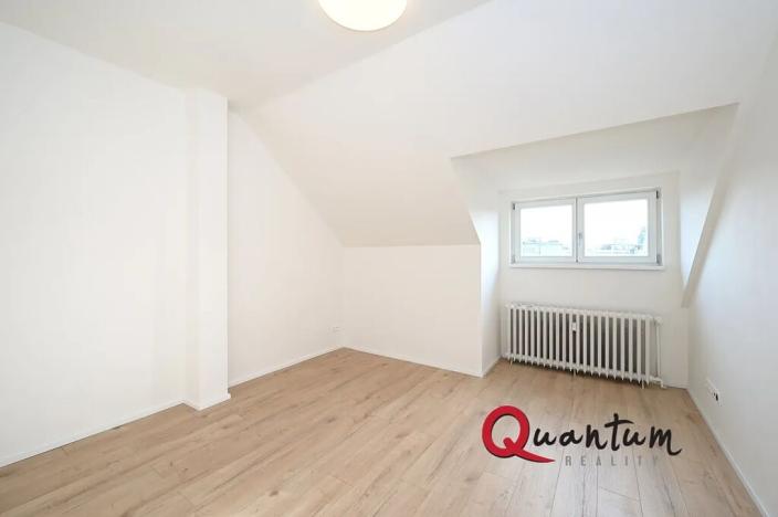 Pronájem bytu 2+1, Praha - Žižkov, Jeseniova, 44 m2