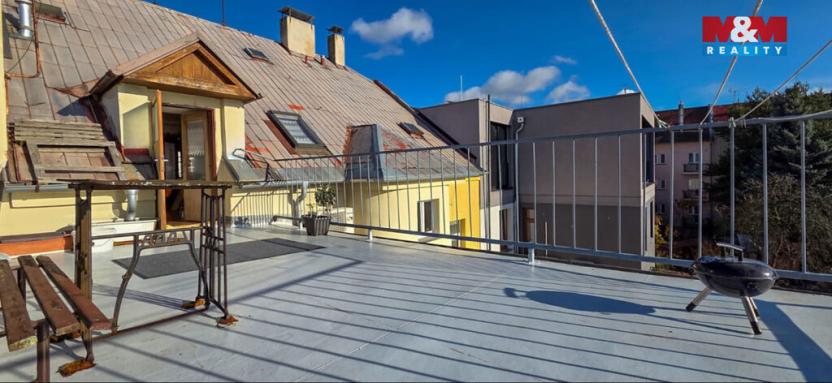 Prodej bytu 3+1, Pardubice - Zelené Předměstí, Staňkova, 83 m2