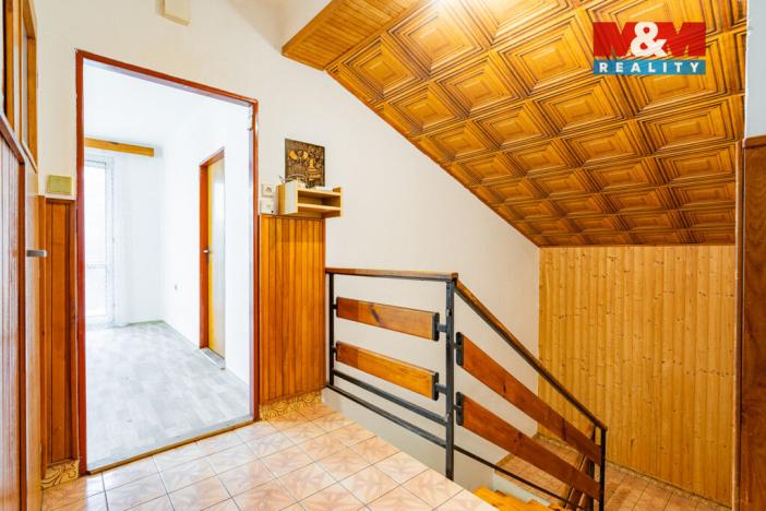 Prodej rodinného domu, Chlum, 220 m2