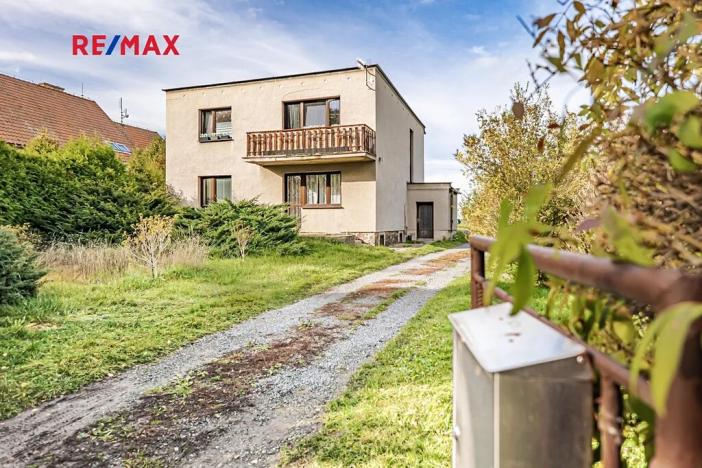 Prodej rodinného domu, Panenské Břežany, K dálnici, 202 m2