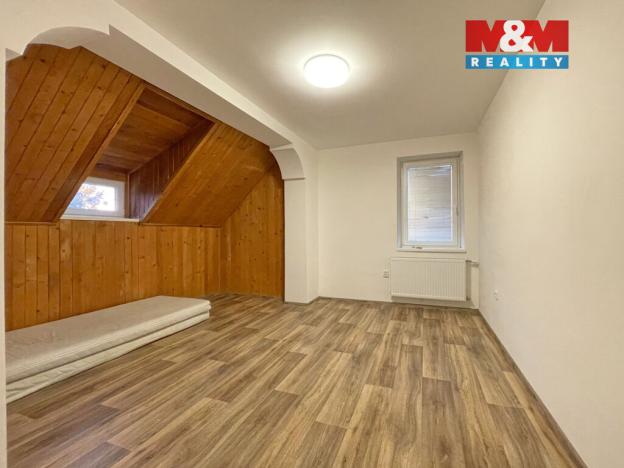 Prodej bytu 3+1, Nové Město pod Smrkem, Celní, 90 m2