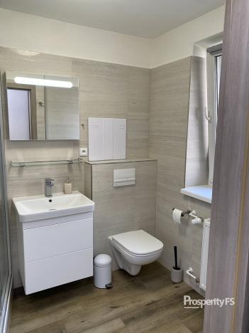 Pronájem bytu 2+1, Kladno - Kročehlavy, Unhošťská, 52 m2