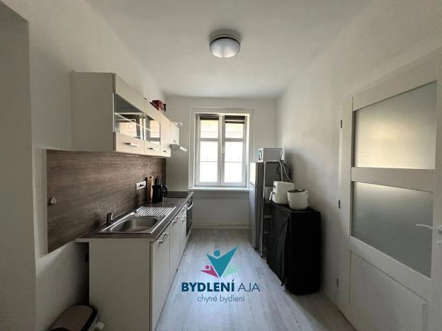 Prodej bytu 1+1, Teplice, 14. října, 41 m2