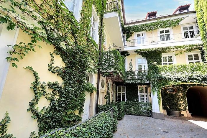 Pronájem bytu 4+1, Praha - Malá Strana, 170 m2