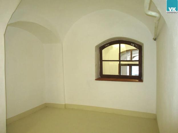 Pronájem obchodního prostoru, Litomyšl, Smetanovo náměstí, 25 m2