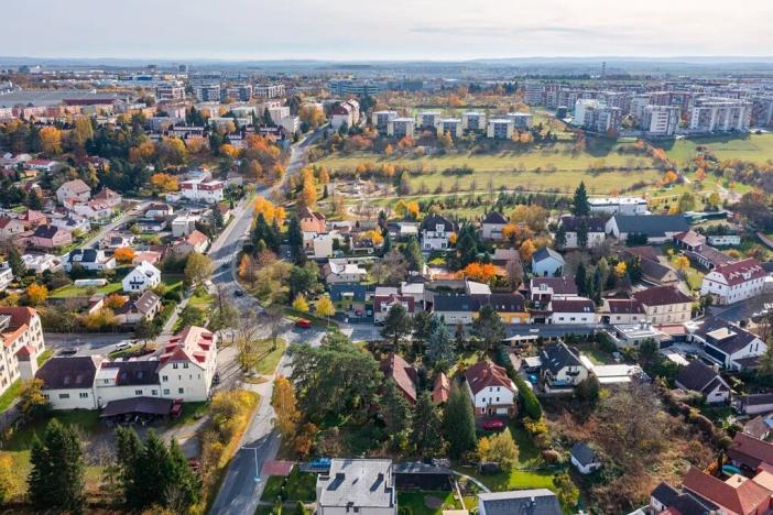 Prodej pozemku pro bydlení, Praha - Zličín, Hrozenkovská, 1647 m2