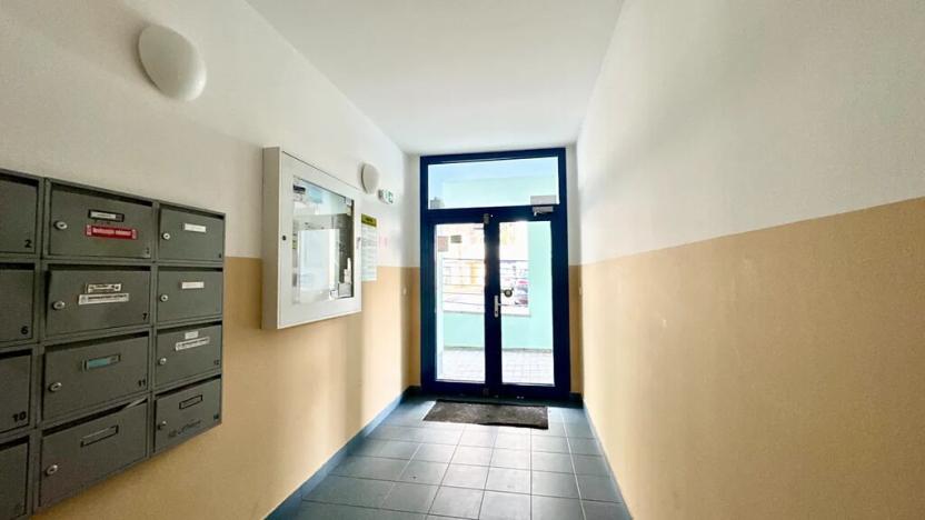 Pronájem bytu 2+1, Praha - Černý Most, Maňákova, 77 m2