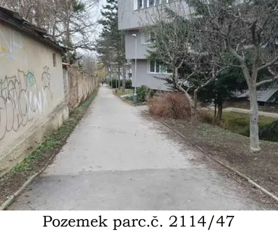 Dražba pozemku, Praha, 5412 m2