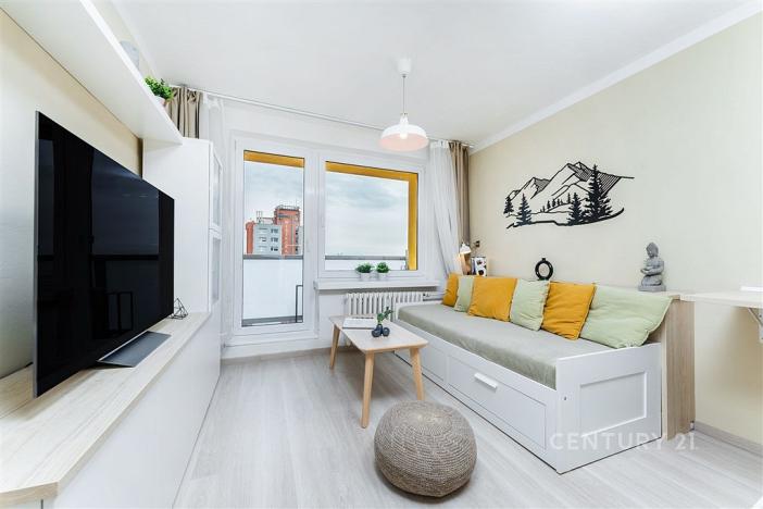 Pronájem bytu 1+kk, Praha, Křivoklátská, 28 m2