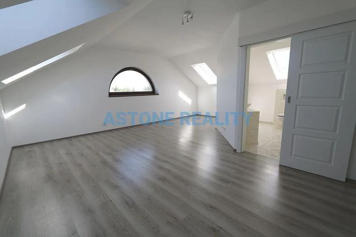 Pronájem rodinného domu, Trnová, 370 m2