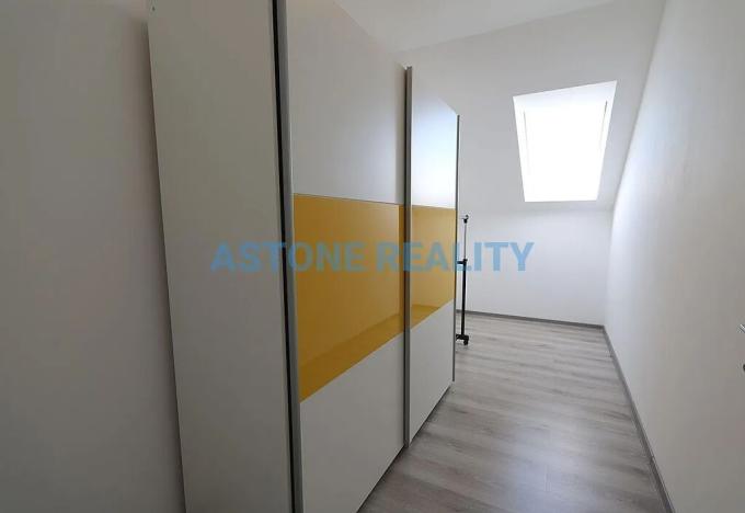 Pronájem rodinného domu, Trnová, 370 m2