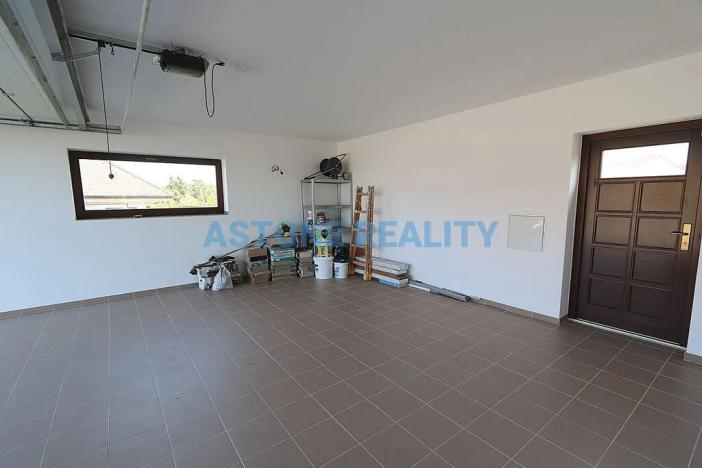 Pronájem rodinného domu, Trnová, 370 m2