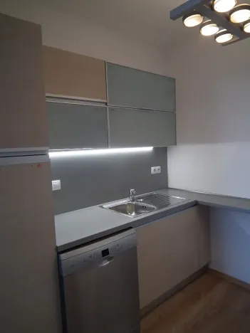 Pronájem bytu 3+kk, Praha - Karlín, Hybešova, 90 m2