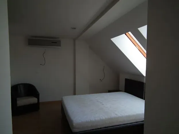 Pronájem bytu 3+kk, Praha - Karlín, Hybešova, 90 m2