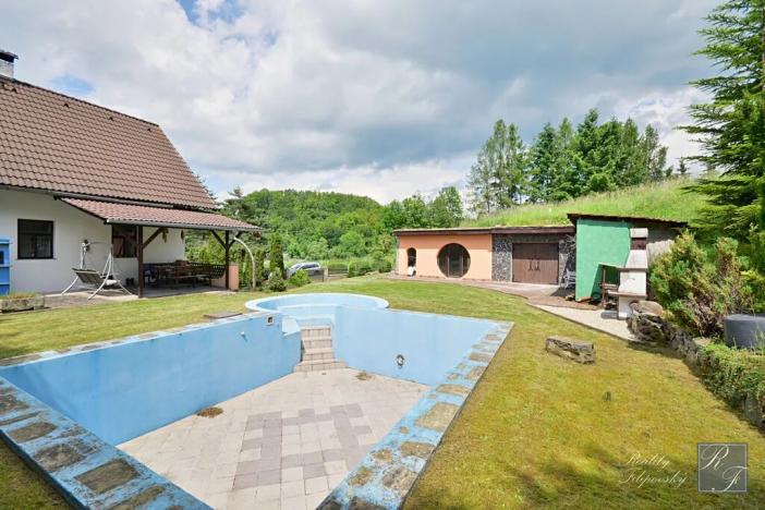 Prodej rodinného domu, Valkeřice, 270 m2