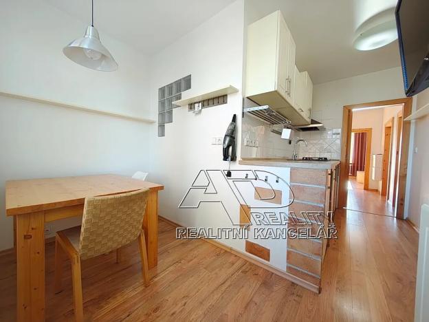 Prodej bytu 3+1, České Budějovice, Nádražní, 80 m2