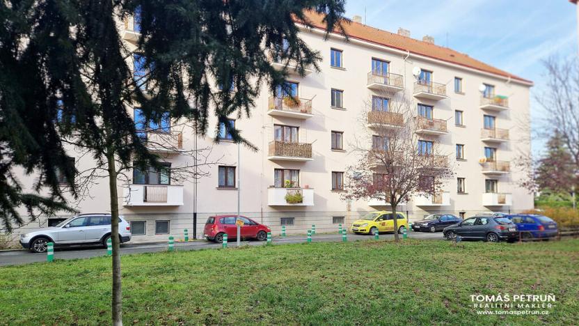 Pronájem bytu 2+1, Hradec Králové, Buzulucká, 70 m2