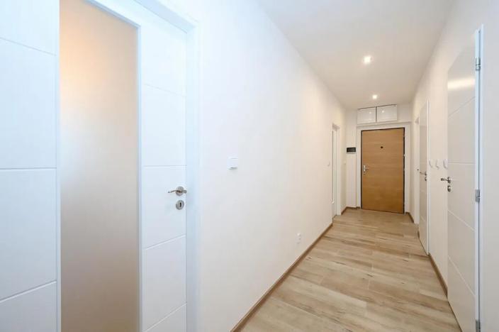 Pronájem bytu 2+kk, Praha - Smíchov, Kroftova, 58 m2