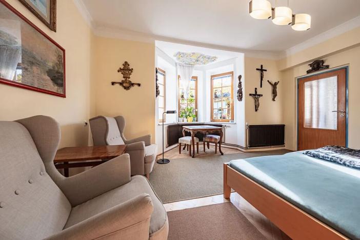 Prodej rodinného domu, Praha - Strašnice, Břežanská, 215 m2