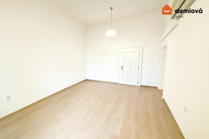 Pronájem kanceláře, Ostrava, Smetanovo náměstí, 59 m2