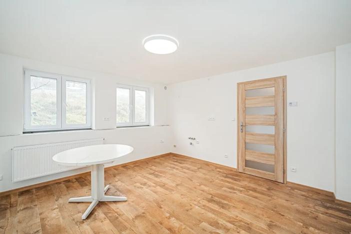 Pronájem bytu 2+1, Týnec nad Sázavou, U Janovického potoka, 70 m2