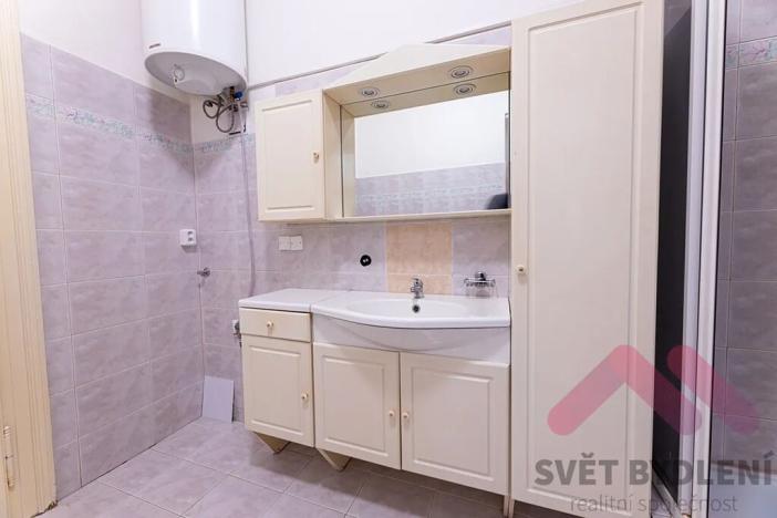 Pronájem bytu 2+kk, Praha - Karlín, Za Poříčskou bránou, 53 m2