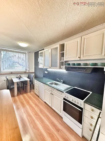 Prodej bytu 3+1, Kladno, Vít. Nezvala, 65 m2