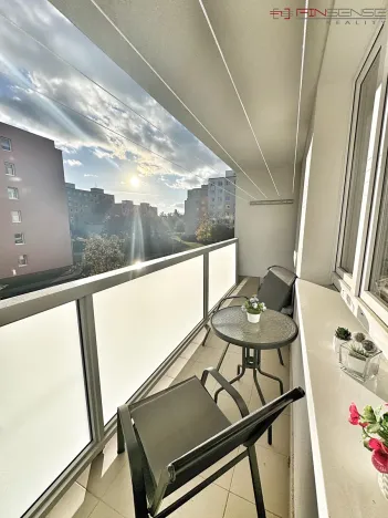 Prodej bytu 3+1, Kladno, Vít. Nezvala, 65 m2