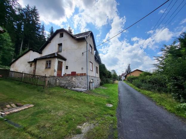 Prodej podílu rodinného domu, Stříbrná, 120 m2