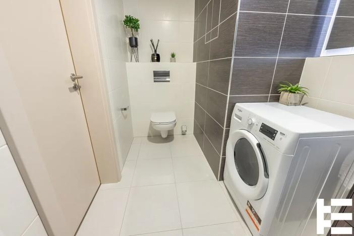 Pronájem bytu 2+kk, Praha - Vysočany, Čerpadlová, 60 m2