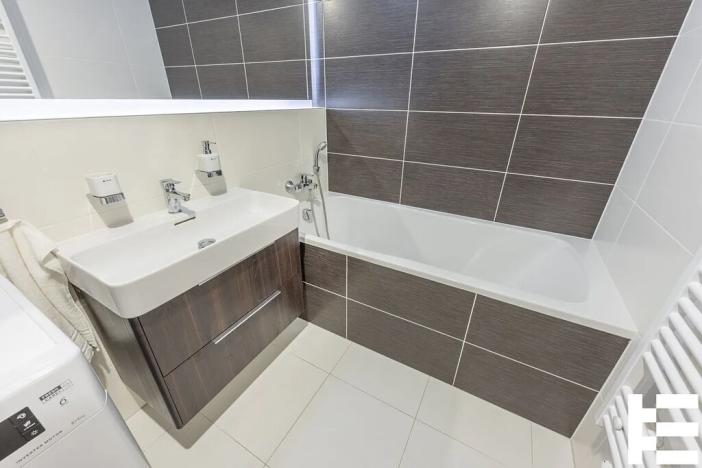 Pronájem bytu 2+kk, Praha - Vysočany, Čerpadlová, 60 m2