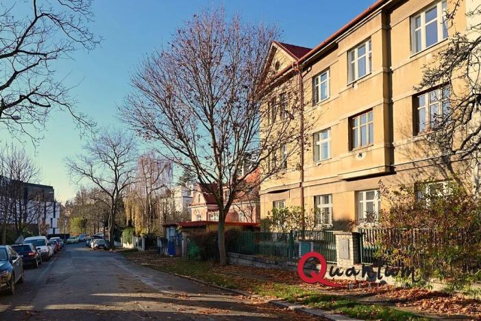 Prodej bytu 3+1, Praha - Smíchov, U Pernikářky, 98 m2