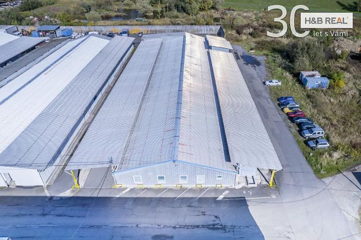 Pronájem skladu, Slušovice, 1200 m2