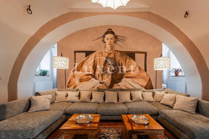 Prodej ubytování, Hluboká nad Vltavou, 1114 m2