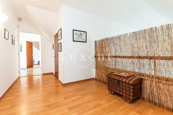 Pronájem rodinného domu, Praha - Kunratice, Ke hrádku, 417 m2