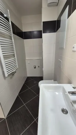 Pronájem bytu 2+kk, Praha - Prosek, Čakovická, 54 m2